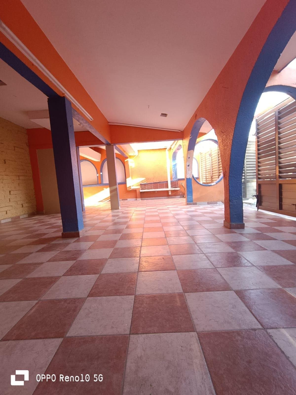 Casa en renta de 5 recámaras en Italia, Chetumal, fotografía 4
