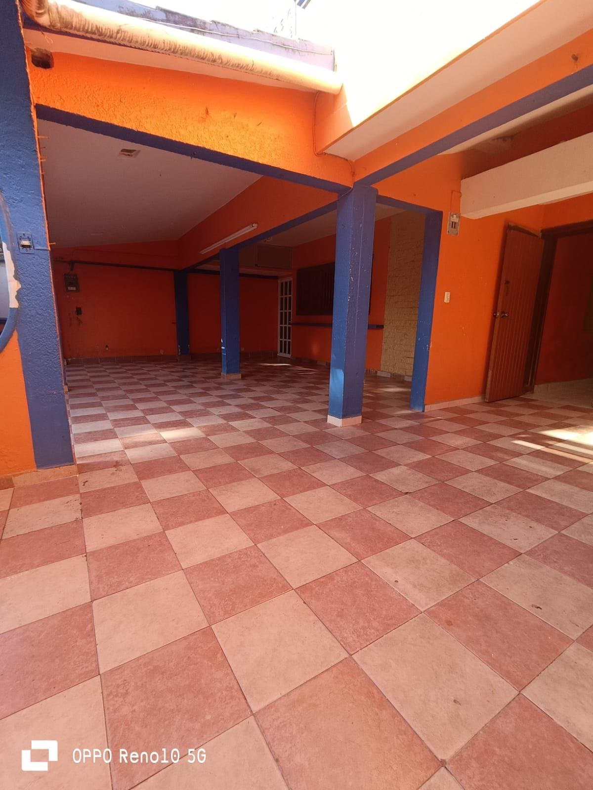 Casa en renta de 5 recámaras en Italia, Chetumal, fotografía 5