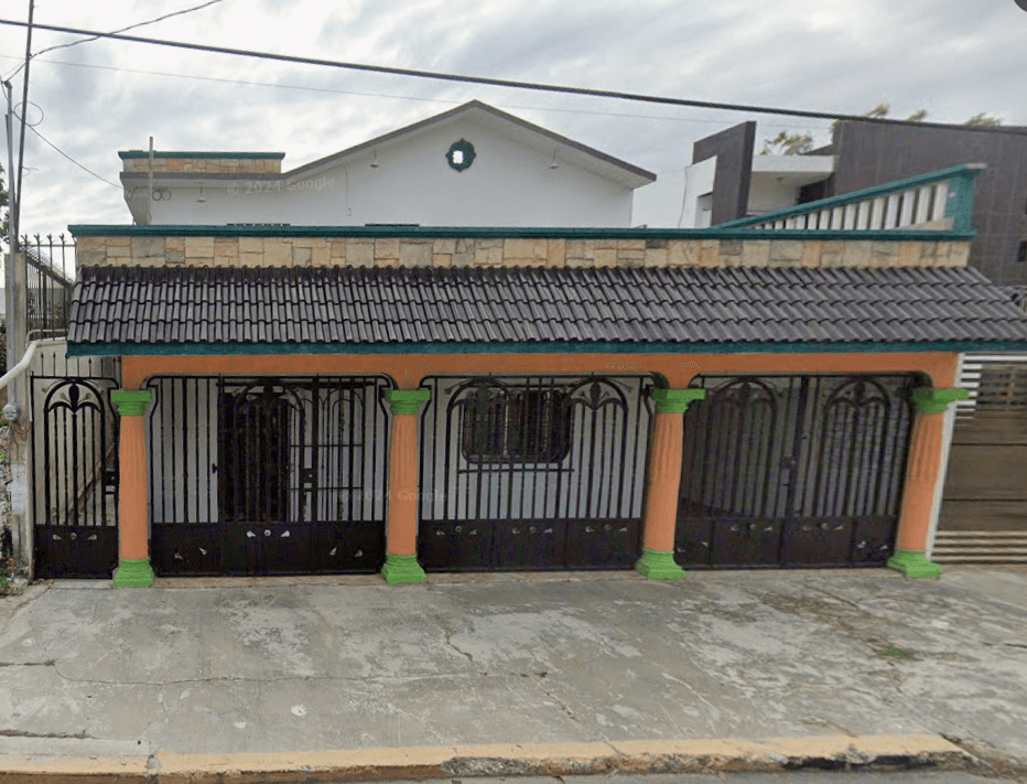 Casa en venta en Col. Adolfo López Mateos, Chetumal