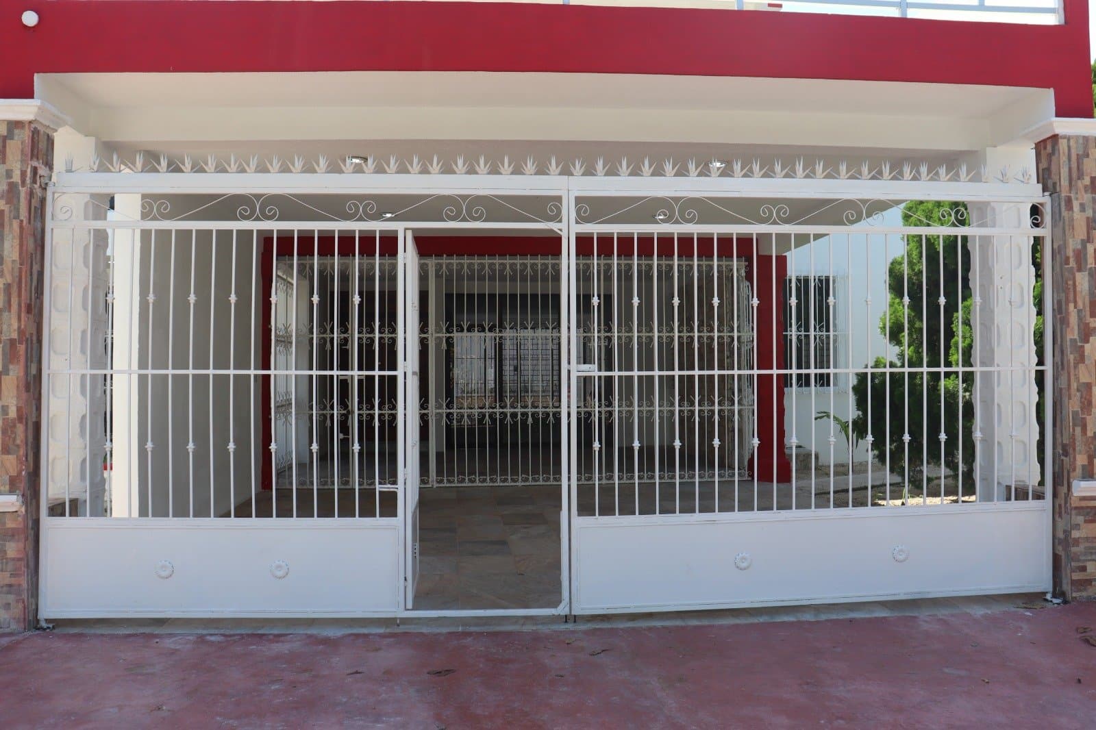 Oficina en renta de 6 recámaras en Campestre, Chetumal, fotografía 2